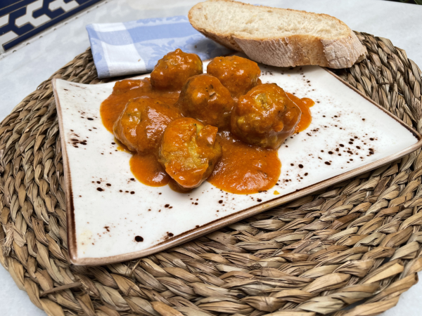 Albóndigas en salsa